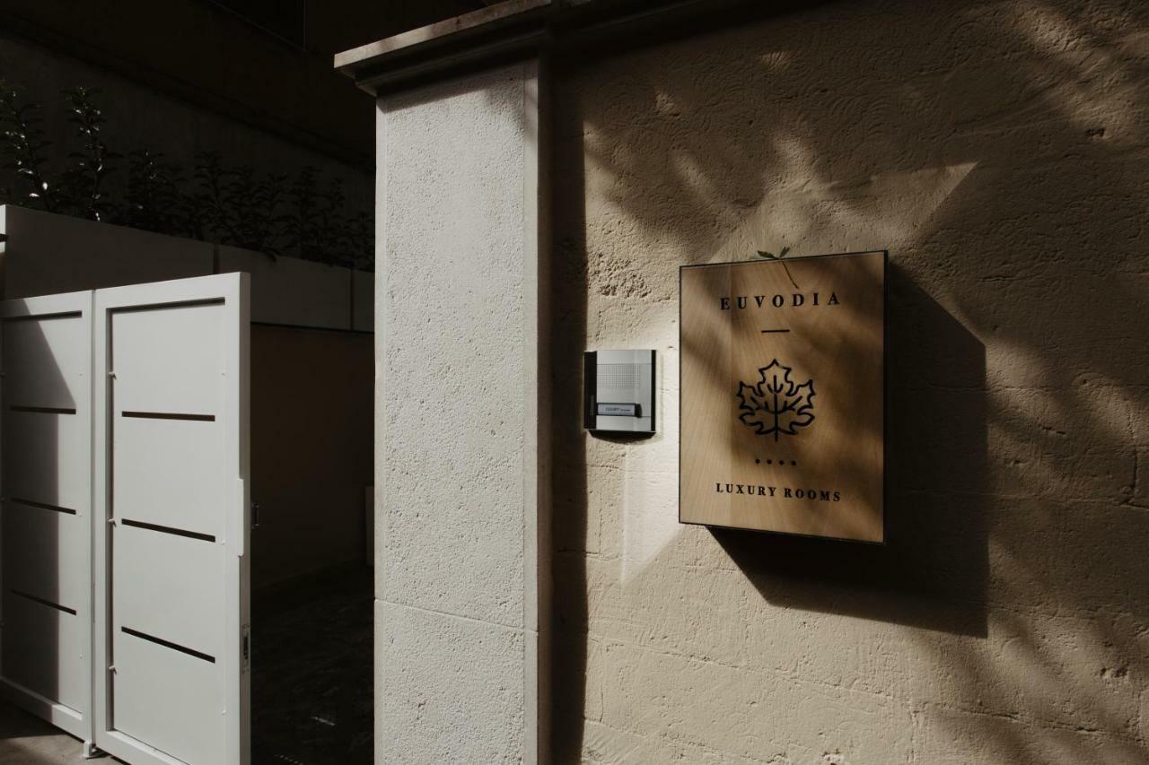 Euvodia Luxury Rooms Matera Eksteriør bilde